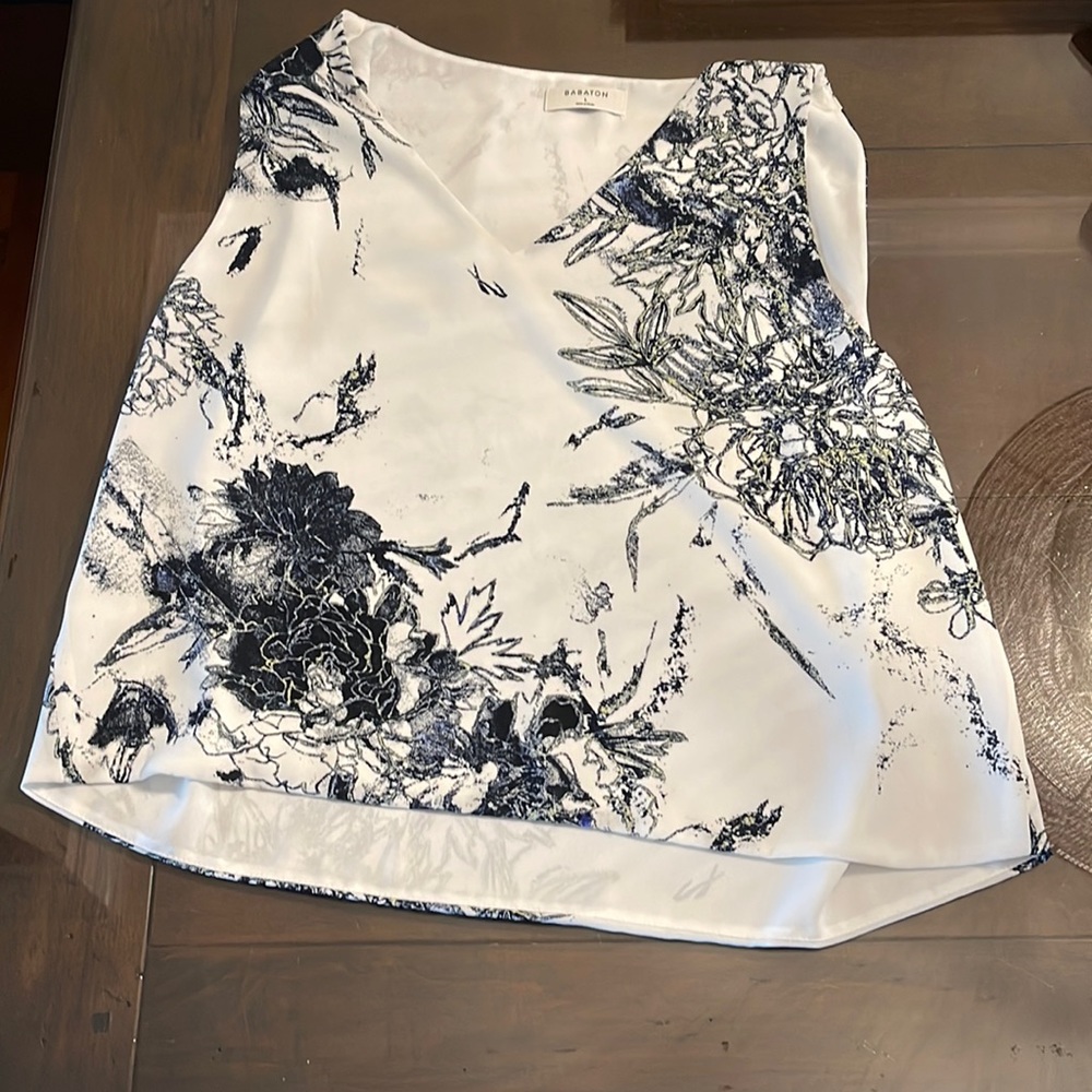 Sleeveless top